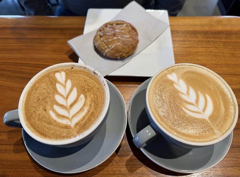 YoYo's Coffee & Bar photo 3