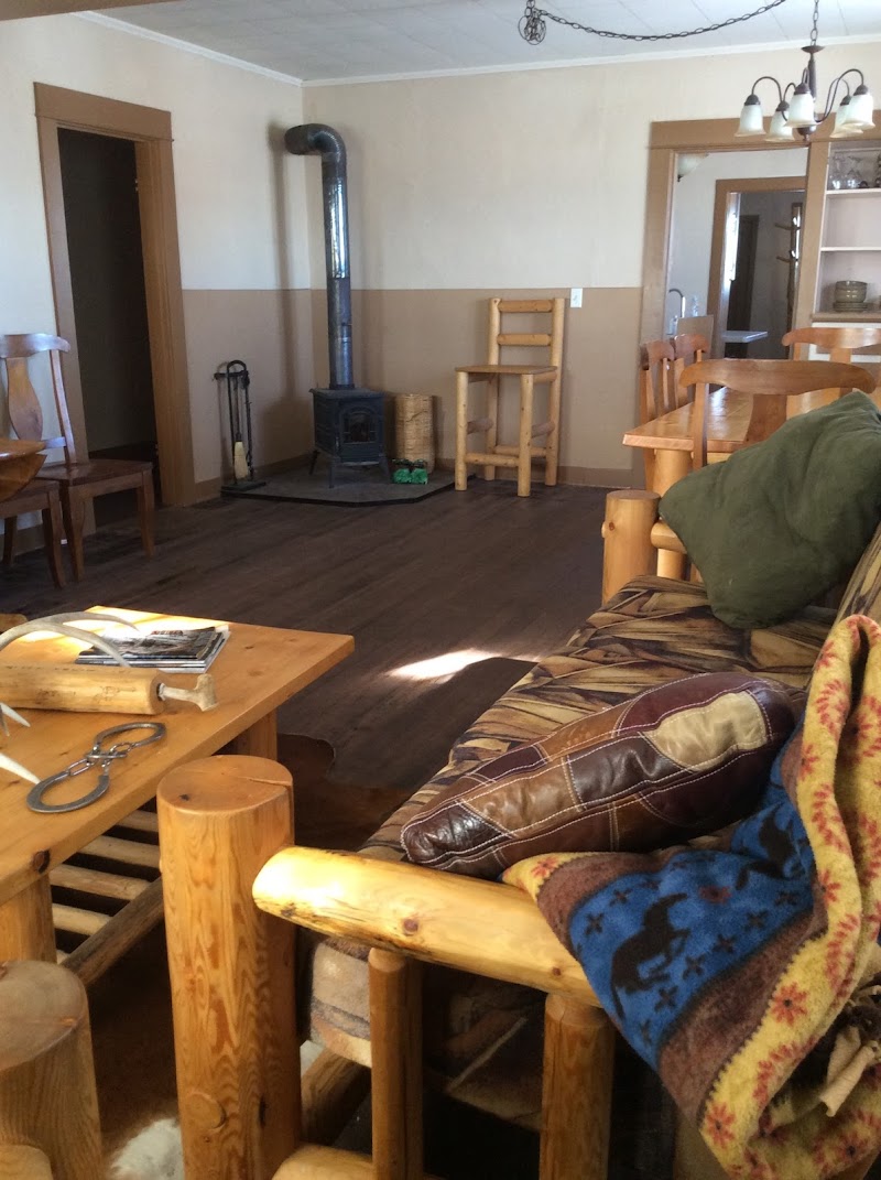 Hidden Ranch Outfitters - Photo 2