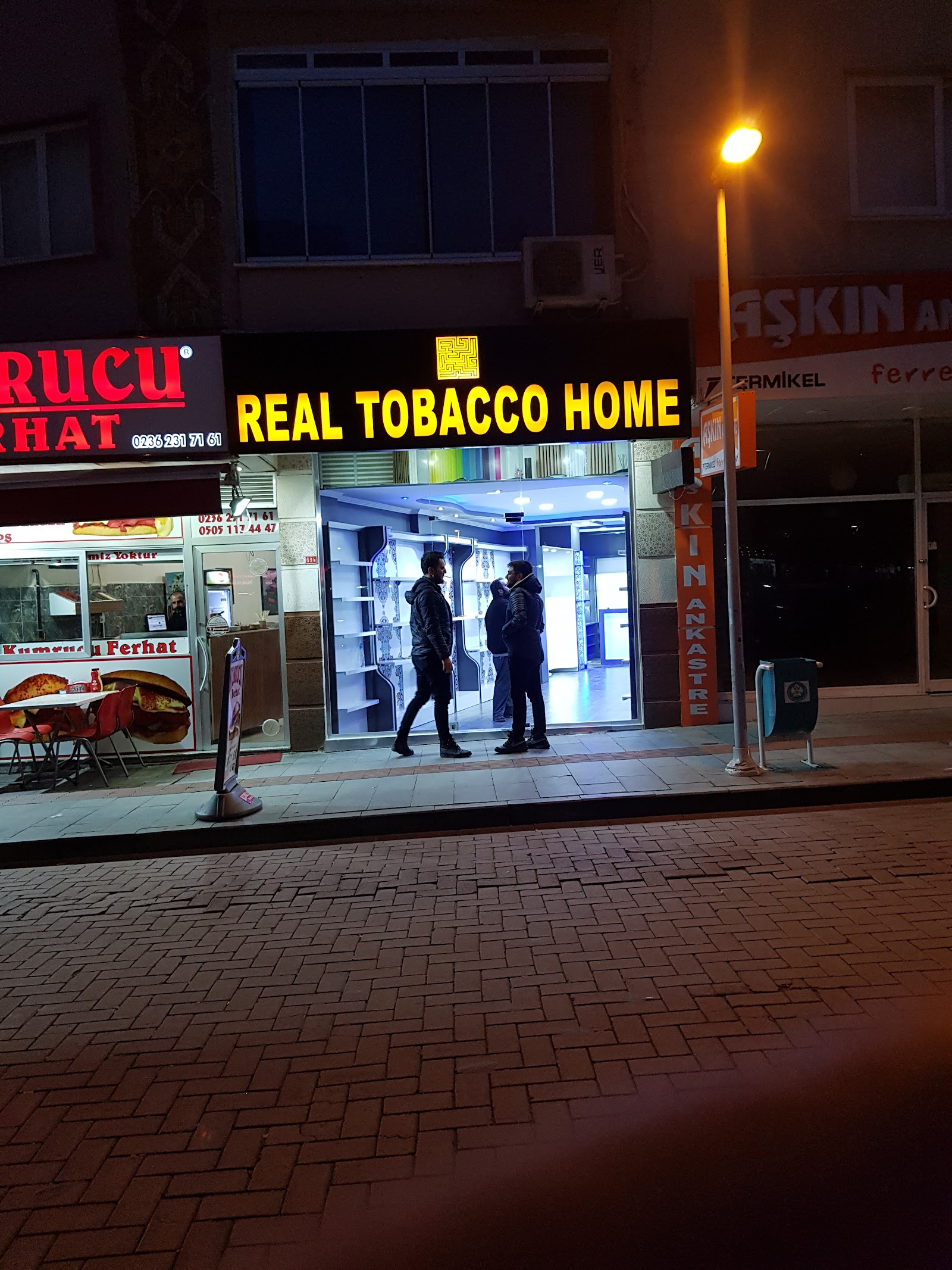 REAL NARGİLE TOBACCO HOME mekanı