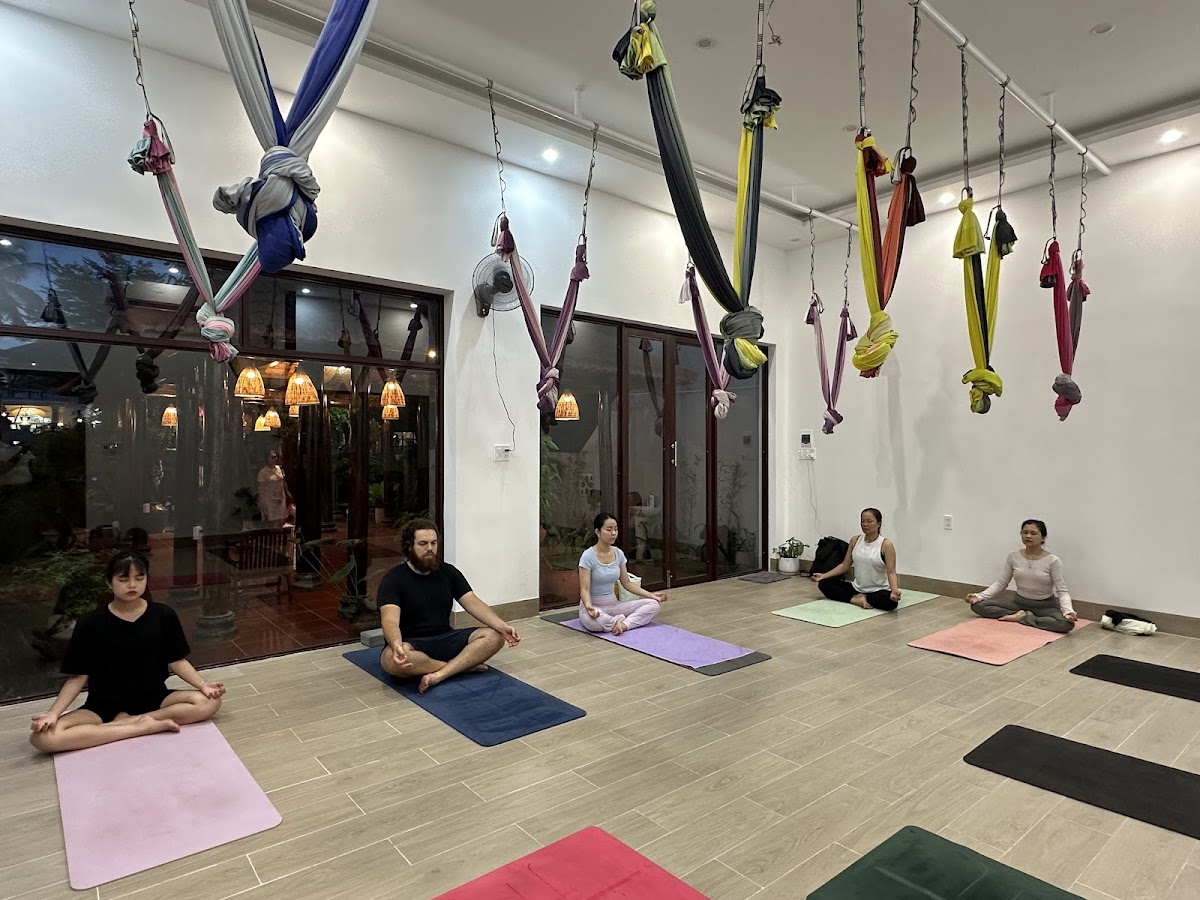 Zen Yoga - Cafe & Vegetarian — 4
