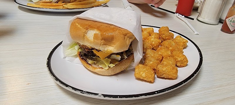 Mom's Cafe photo 2