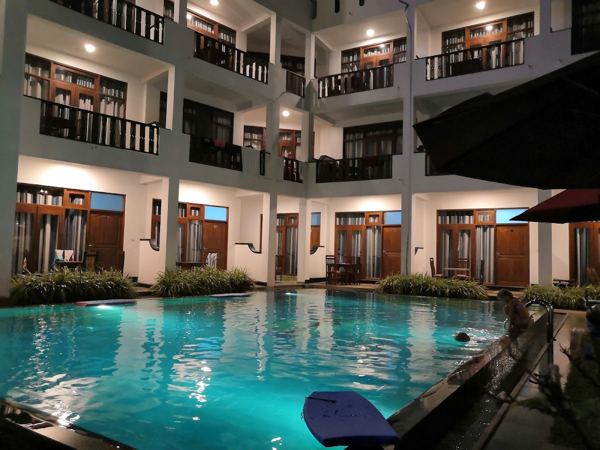 Randiya Sea View Hotel — 4