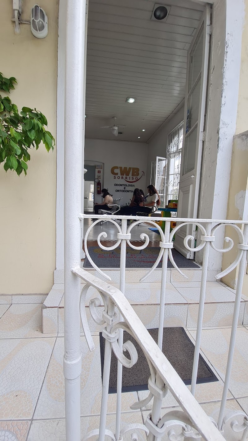 CWB SORRISO CLÍNICA ODONTOLÓGICA - foto 4