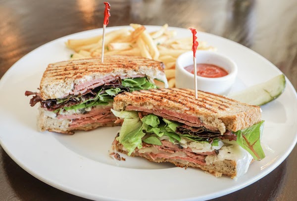Photo of Red Rooster Brick Oven