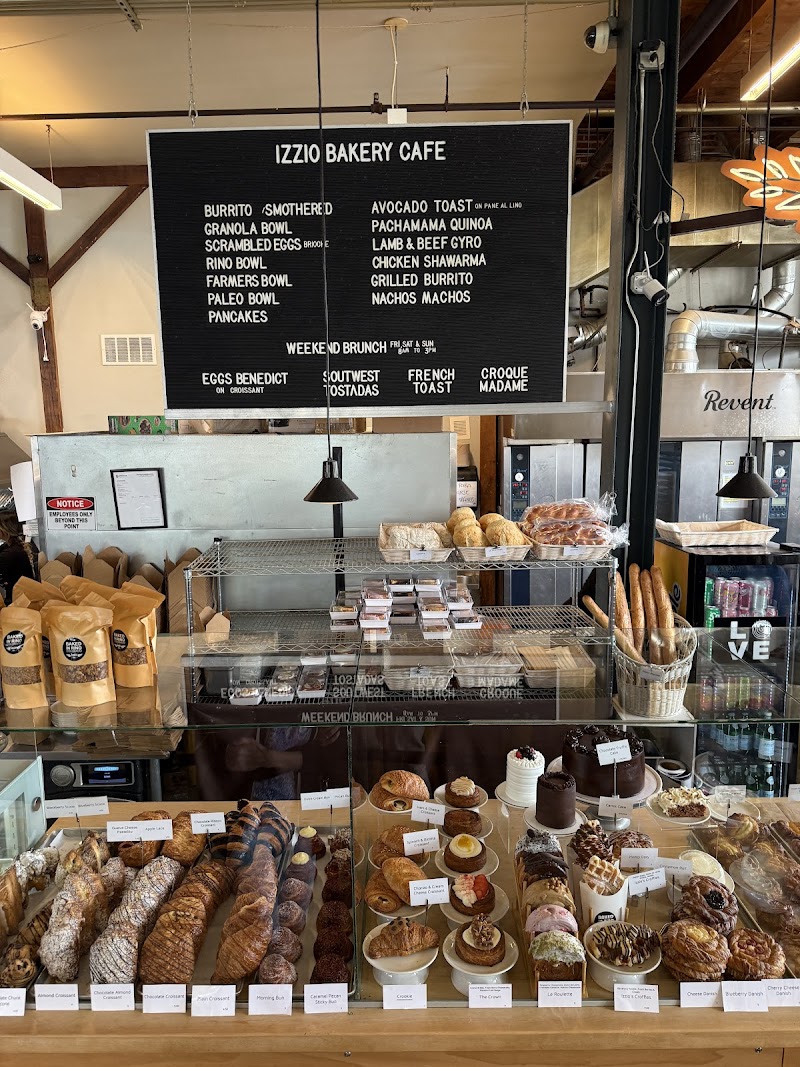 Izzio Bakery Central Market photo 4