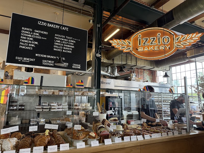 Izzio Bakery Central Market photo 4