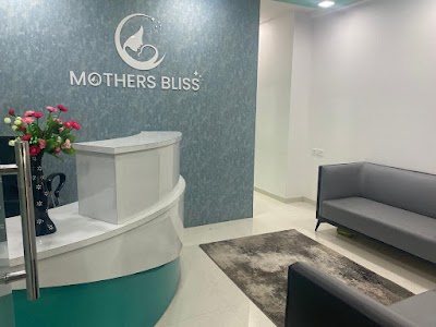 MothersBliss- Dr Swati pullewar best gynaecologist in Dhanori -lohegaon pune