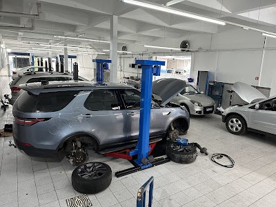 Foto de Oficina Mecânica Hcar Reparação Automotiva