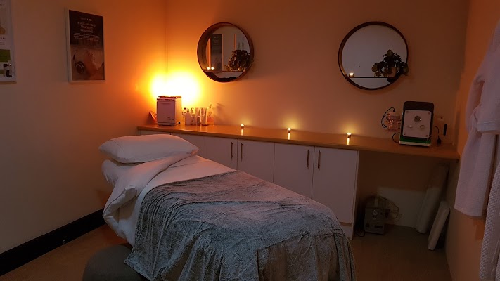 Elle Hart & Co photo 3