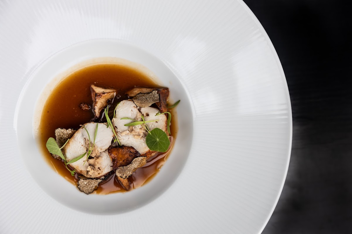 Honeysuckle Rose photo 2