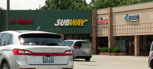 SUBWAY #3253 exterior