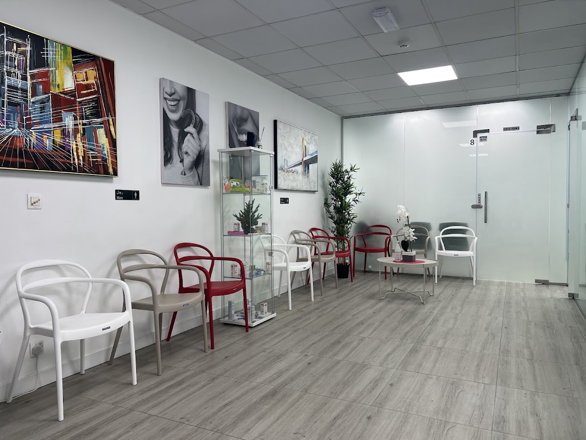 Creative Smile Dental Surgery Clinic 3