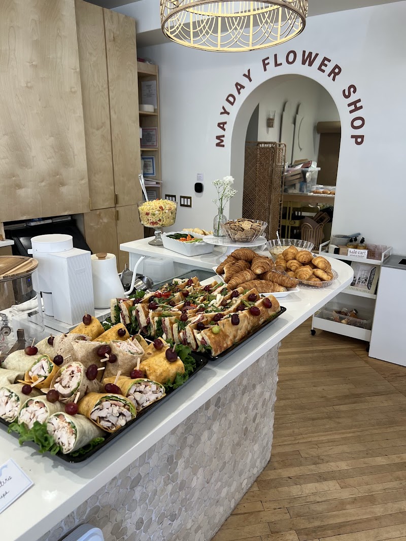 Mayday Coffee & Shop photo 3