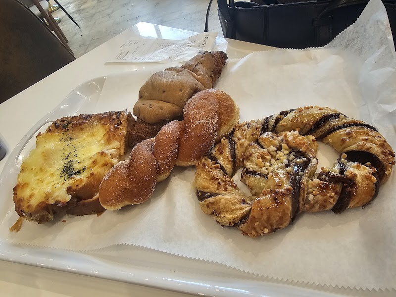 Paris Baguette photo 4