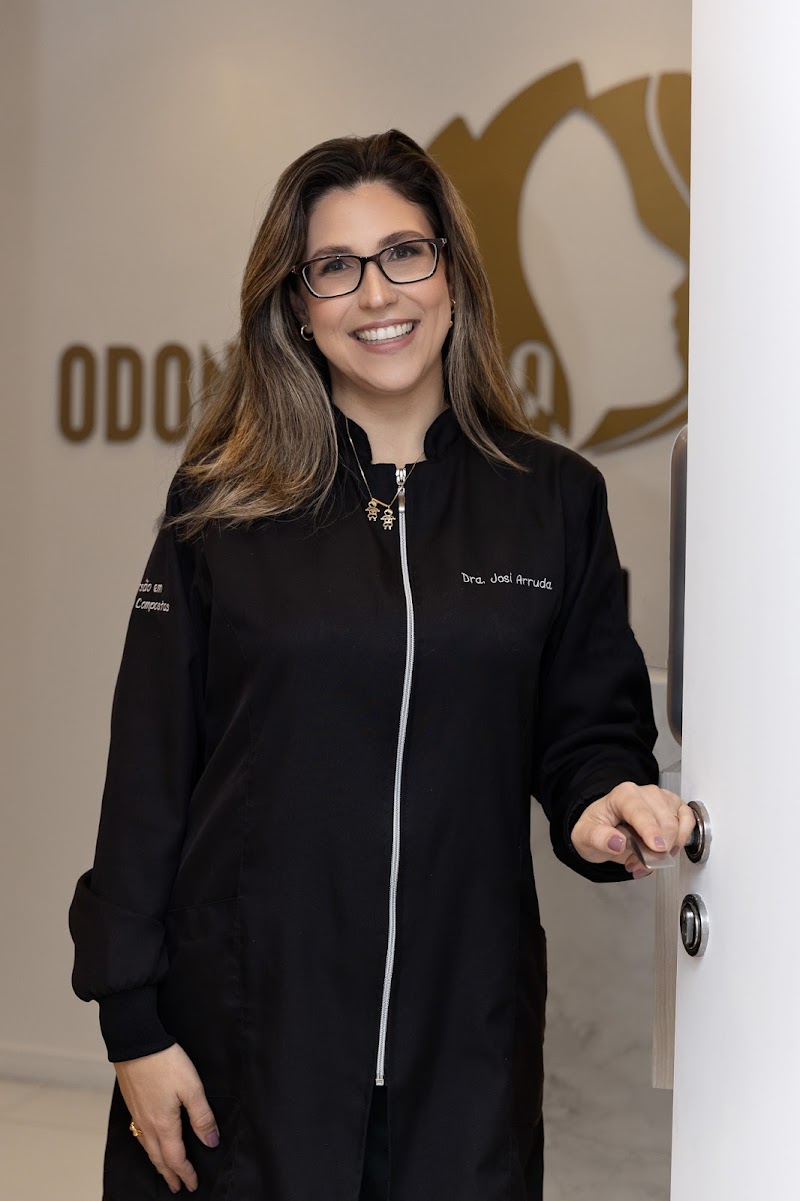 Odontologia / Dra. Josi Amadeu / Invisalign doctor