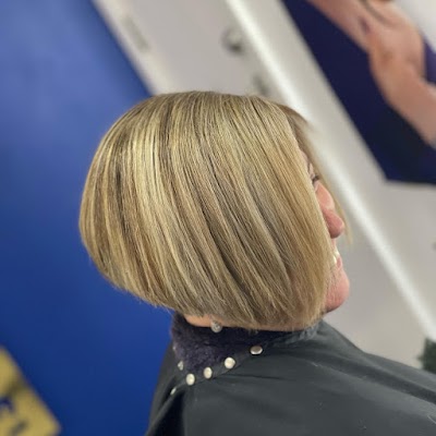 Crea8ivehair by Louise