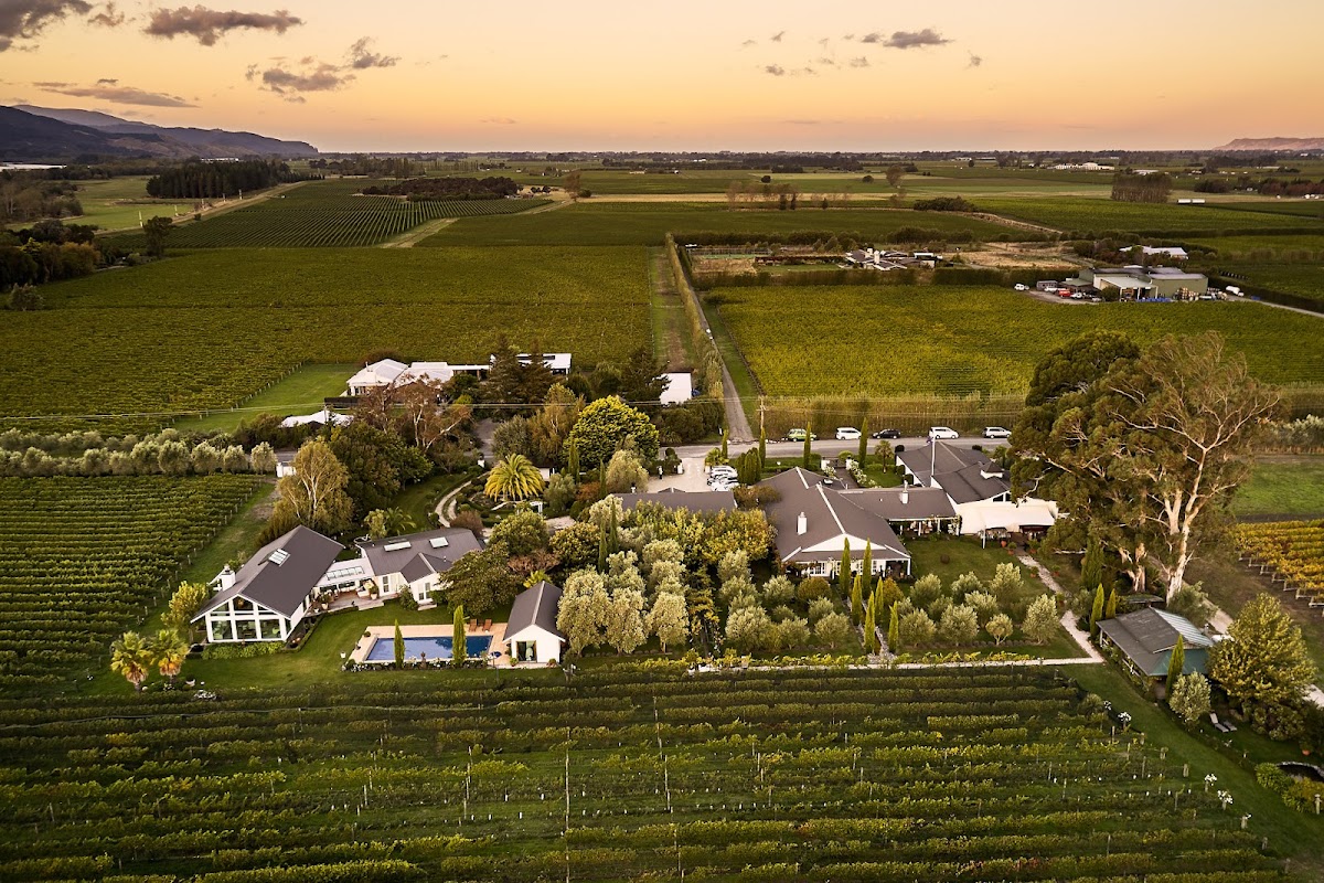 Hans Herzog Estate