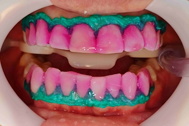 Dra Amanda Carvalho Cirurgiã-Dentista - foto 2