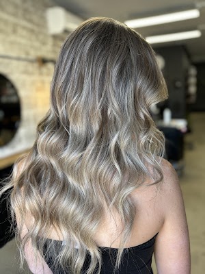 Chelsea Maddison Hair photo 3