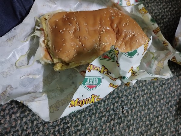 Mekk Raa Burger - Photo 1