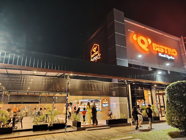 Q bistro Taman Kota Masai - Photo 1