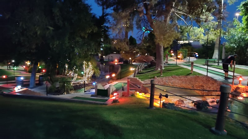 Golfland Mini Golf Course photo 4