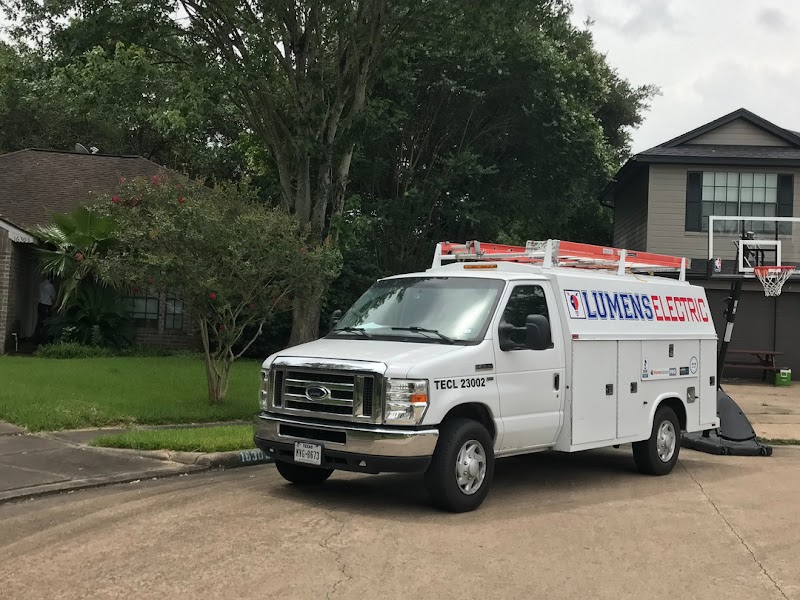 Lumens Electric LLC - Electrician in Houston
