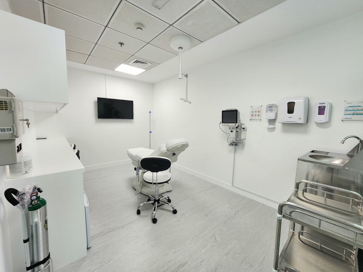 Vinci Hair Clinic Dubai 4