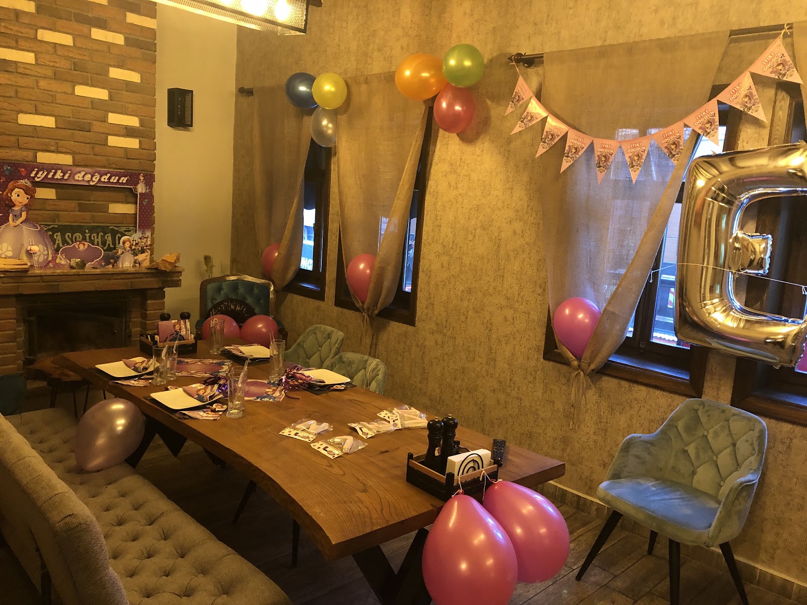 HASBİ HAN ET STEAK HOUSE mekanı