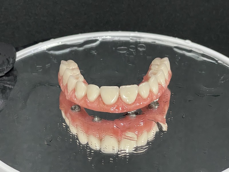 Dr. Pedro Arantes IMPLANTES DENTÁRIOS - foto 4