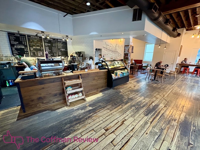 The Red Roaster Coffee & Eatery photo 4
