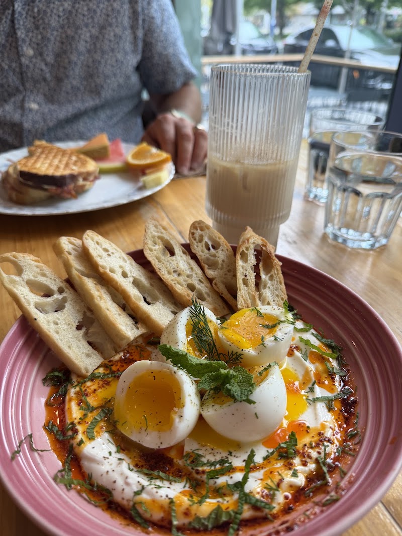 Marcel Café-Caviste photo 3
