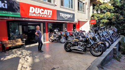 Üniversal Motorlu Araçlar - Oto Servisi
