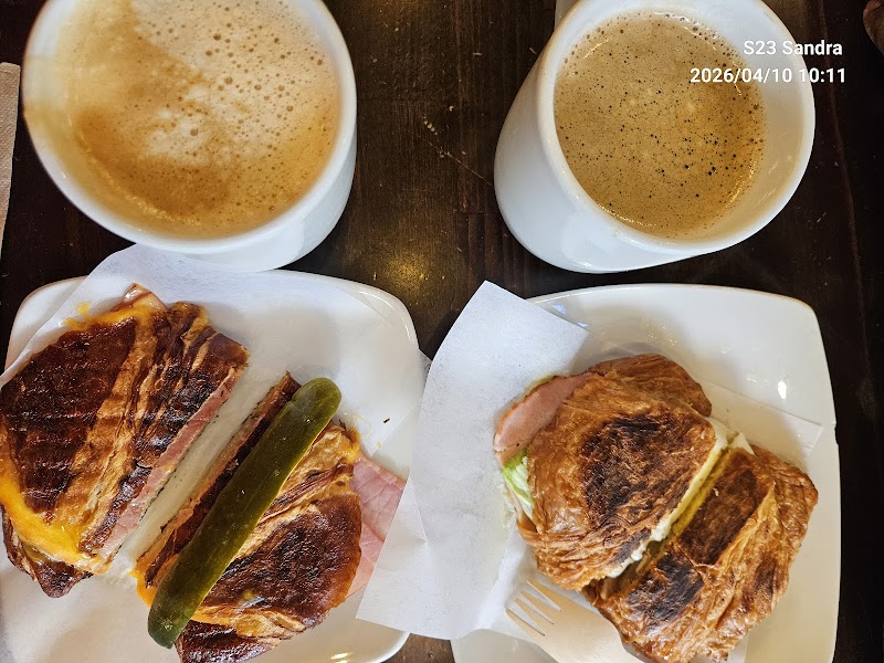 Breka Bakery & Café - Davie photo 3