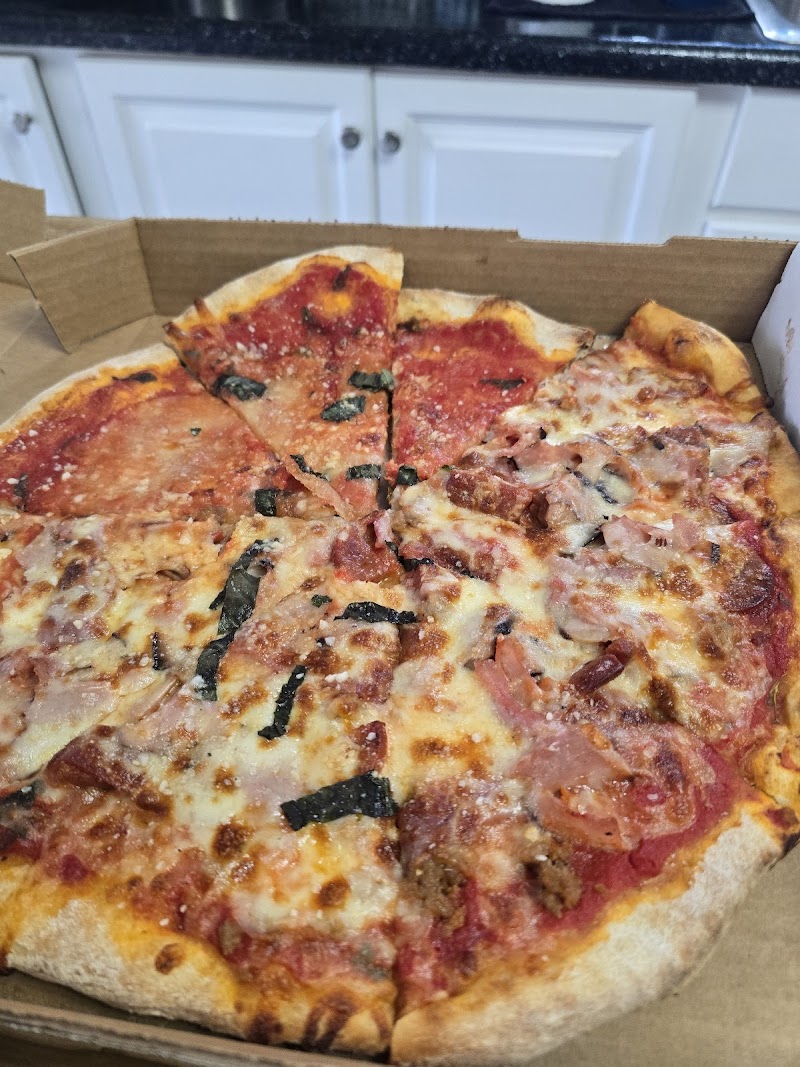 Sutton's Deli photo 4