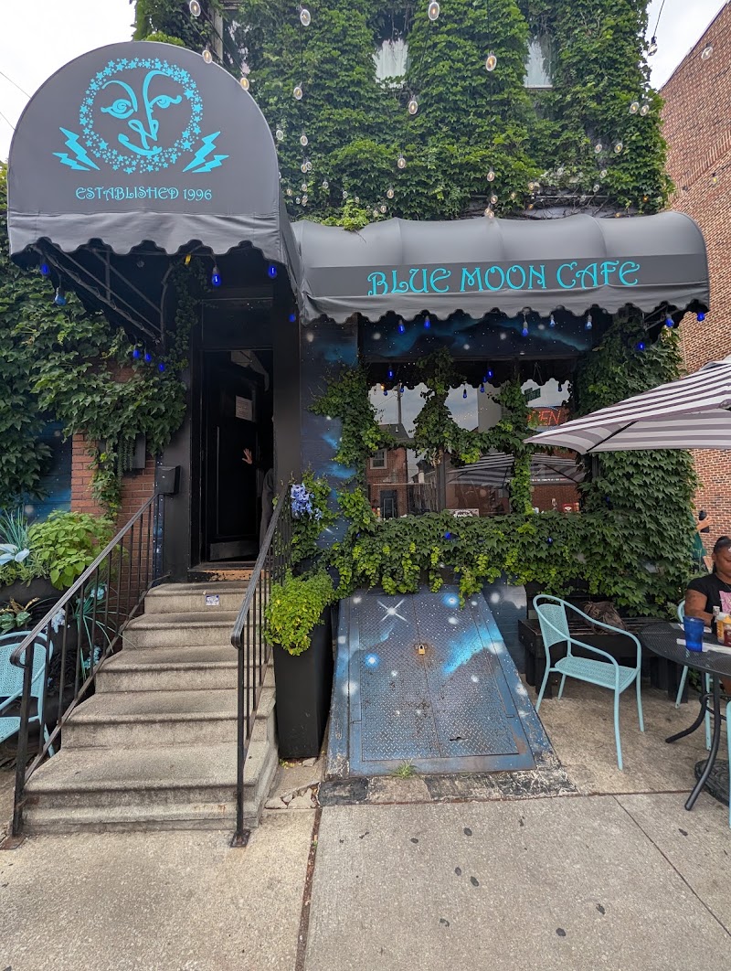 Blue Moon Cafe photo 4