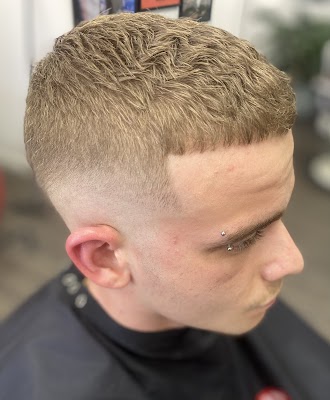 Rusty`s barbershop photo 3