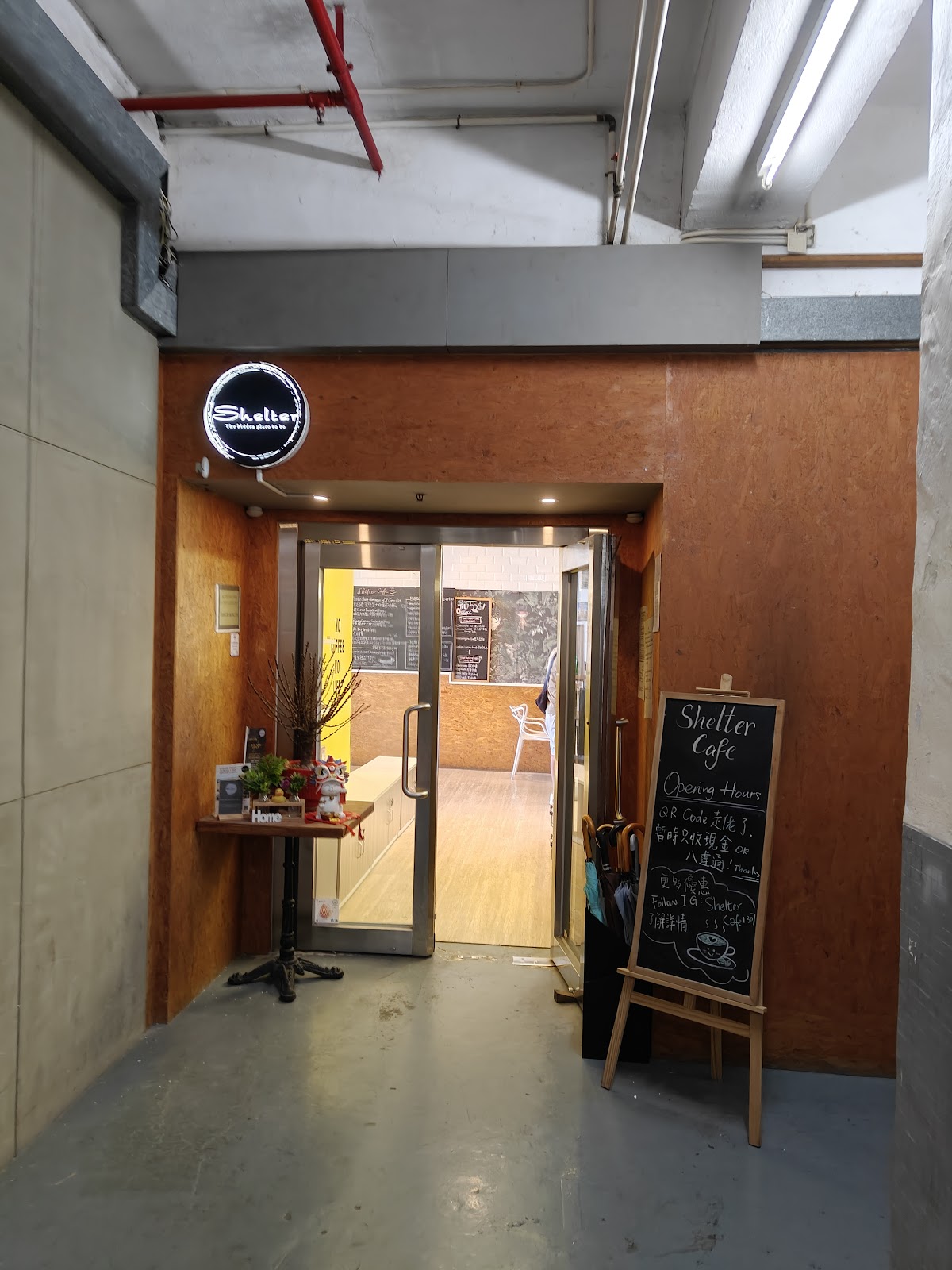 Shelter Cafe 1307 — photo 8