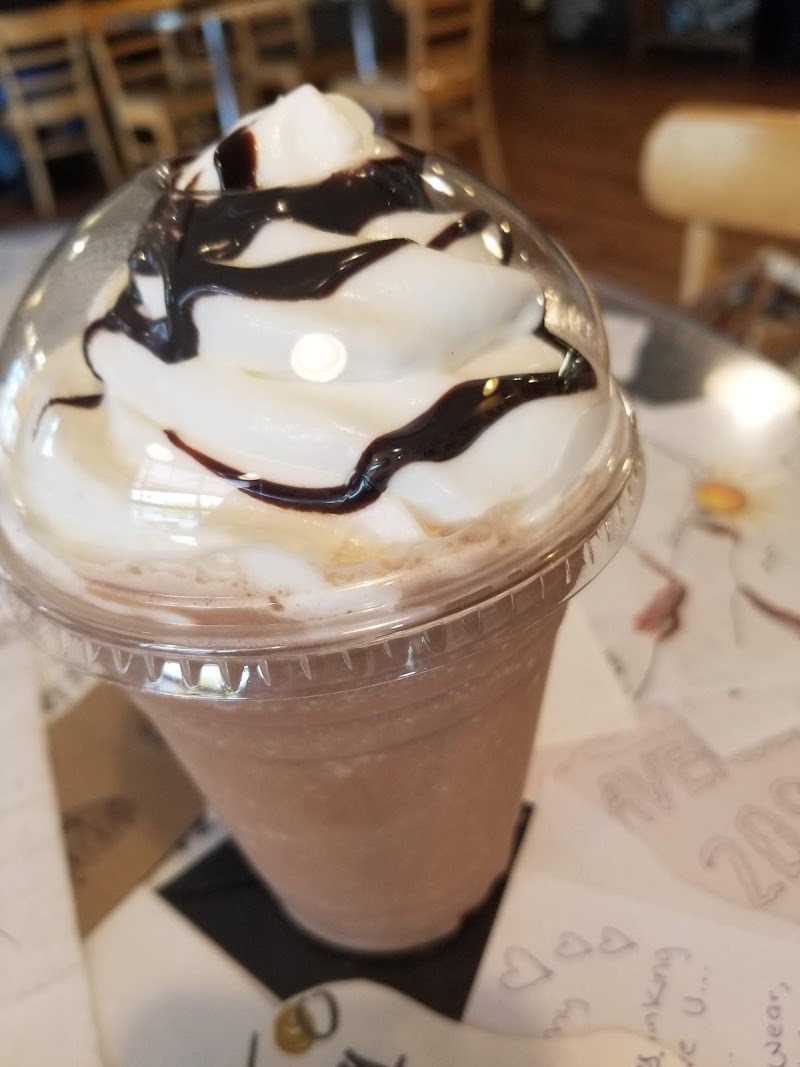 Avenue 209 Coffee House photo 2