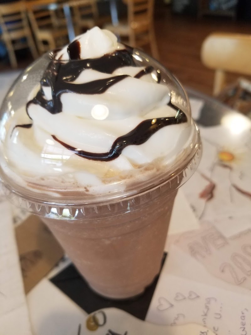 Avenue 209 Coffee House photo 2