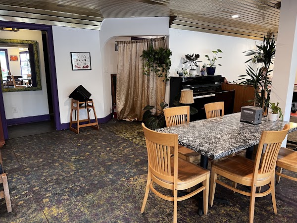 THE OLD LOUISVILLE COFFEE CO-OP exterior