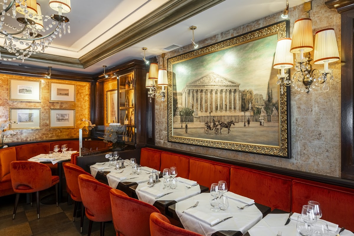 Brasserie Le Bourbon, vue extérieure