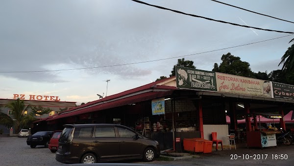 Ayam Penyet dan Ikan Bakar Restoran Ikan Bakar - Photo 1