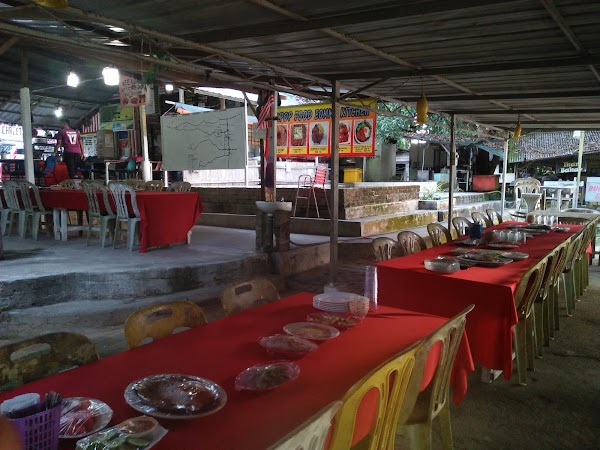 Medan Ikan Bakar & Chalet i-Brang - Photo 1