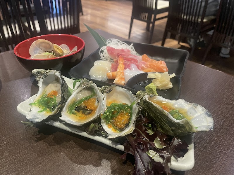 ITSUMO Japanese Restaurant & Izakaya Bar photo 8