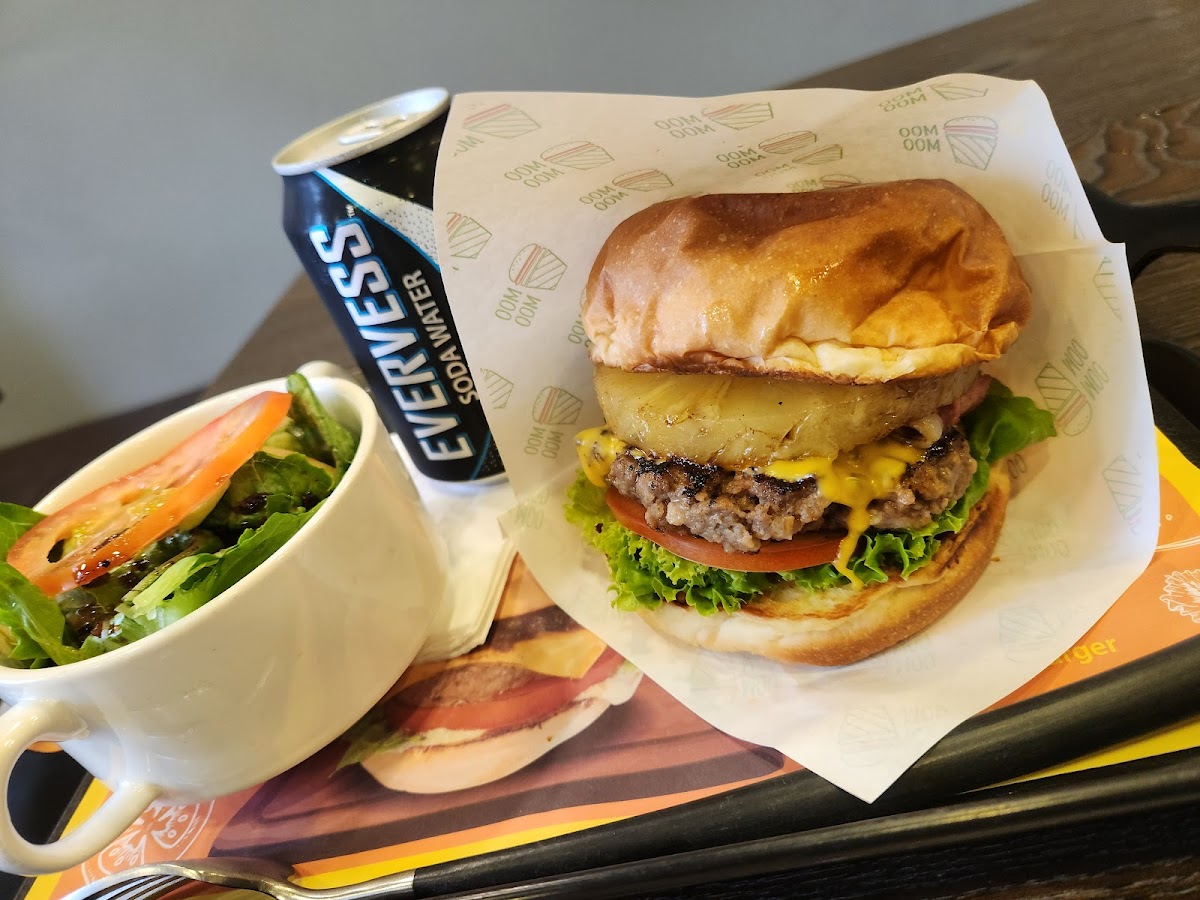 Moo Moo Burger photo 3