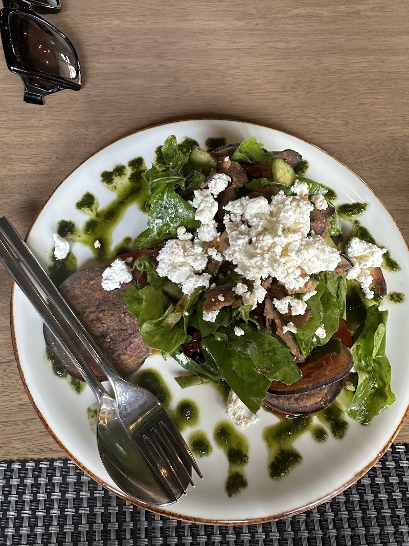 Willow Restaurant and bar photo 4