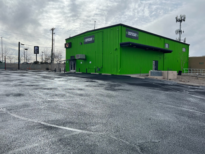 Video tour of Luna Leaf Dispensary retail environment