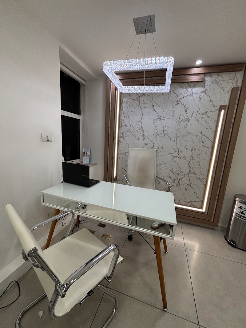 Dra Camila Pastro - foto 3