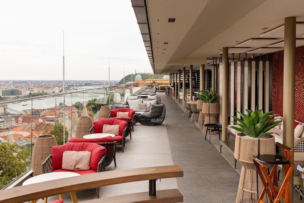 White Raven Skybar & Lounge fotoğraf 1